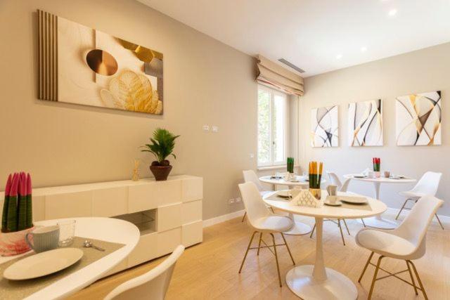 Casa Ilaria Aparthotel เนเปิลส์ ภายนอก รูปภาพ
